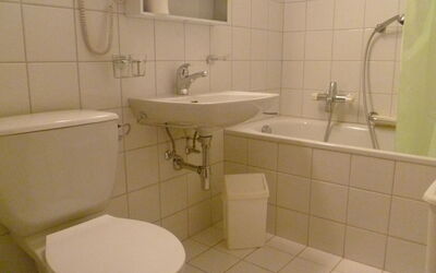 Accommodation:&nbsp;Dixence 115 644.32