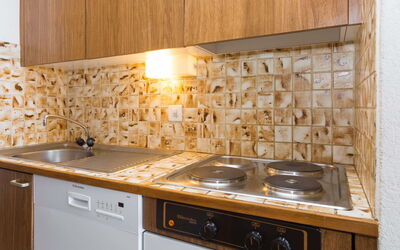 Accommodation:&nbsp;Greppon 17 644.26