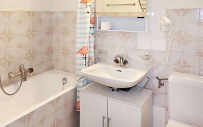 Accommodation:&nbsp;Résidence Velan 644.24