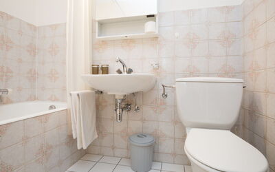 Accommodation:&nbsp;Velan 115 644.41