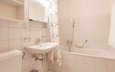 Accommodation:&nbsp;Dixence 310 644.49