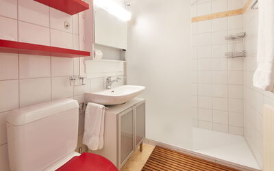 Accommodation:&nbsp;Dixence 404 644.55