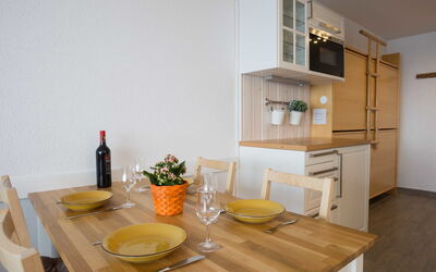 Accommodation:&nbsp;Greppon 107 644.28