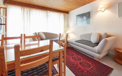 Accommodation:&nbsp;Dixence 310 644.49