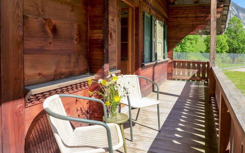Schwenden 150: Plant, Flower, Furniture, Property, Building, Flowerpot, Chair, Wood, Porch, Window