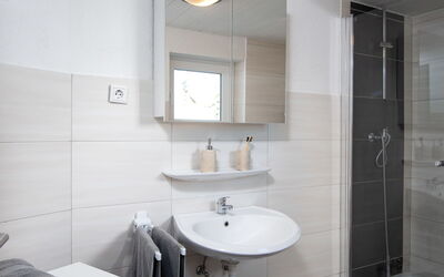 Accommodation:&nbsp;Riff 335.3