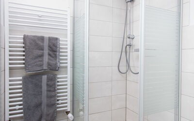 Accommodation:&nbsp;Mole 335.4