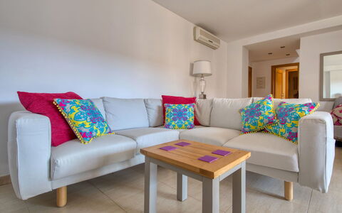 Residencial Roma: Furniture, Living Room, Room, Property, Couch, Interior Design, Table, Coffee Table, Floor, Chair