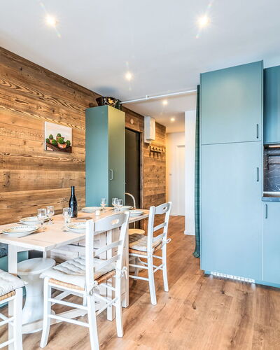 Le Hameau de Tovière: Furniture, Interior Design, Flooring, Floor, Wood, Ceiling, Countertop, Kitchen, Room, Kitchen & Dining Room Table