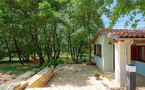 Country House D&D: Property, House, Real Estate, Tree, Building, Home, Cottage, Estate, Room, Landscape