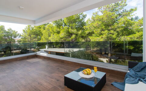 Villa Franko: Property, Plant, Building, Shade, Table, Wood, Interior Design, Flooring, Floor, Living Room