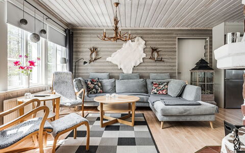 Kringelfjorden Nävern: Furniture, Property, Couch, Table, Picture Frame, Lighting, Interior Design, Floor, Wood