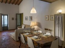 Accommodation:&nbsp;Nanni