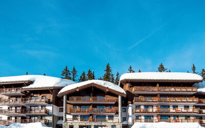 Cgh Rés Chalet les Marmottons 604.3: Snow, Winter, Sky, Architecture, Town, Roof, Tree, Building, House, Tourism