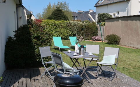 Les Camélias: Plant, Furniture, Table, Property, Sky, Chair, Building, Outdoor Table, Tree, Outdoor Furniture
