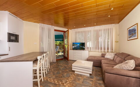 Polgar: Furniture, Couch, Picture Frame, Wood, Interior Design, Flooring, Comfort, Floor, Living Room, Hall