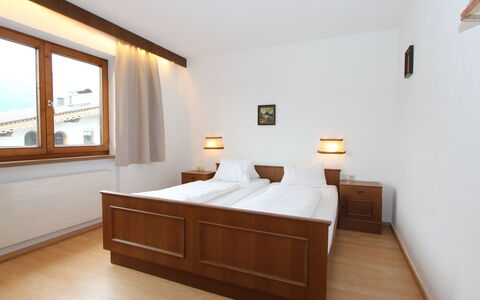 Fügen 336: Furniture, Room, Bedroom, Bed, Property, Floor, Interior Design, Bed Frame, Bed Sheet, Wood Flooring