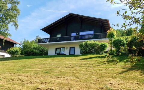 Thalfang 200: Sky, Cloud, Plant, Building, Window, Natural Landscape, House, Tree, Architecture, Land Lot