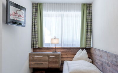 Accommodation:&nbsp;Melisande 1 751.1