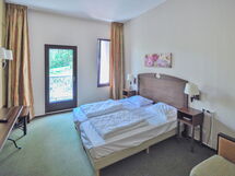Accommodation:&nbsp;Hambachtal 101.9