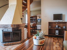 Accommodation:&nbsp;Hambachtal 102.7