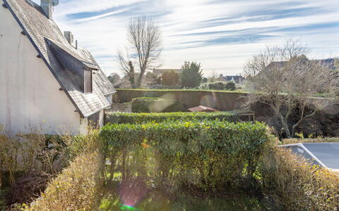 Cabourg Cottage: Roof, Shrub, House, Home, Rural Area, Land Lot, Cottage, Slope, Hedge, Garden