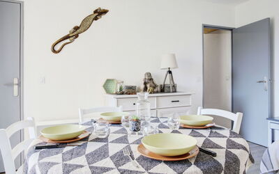 Accommodation:&nbsp;Les Villageoises 330.3
