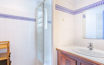 Accommodation:&nbsp;L'alma 600.8
