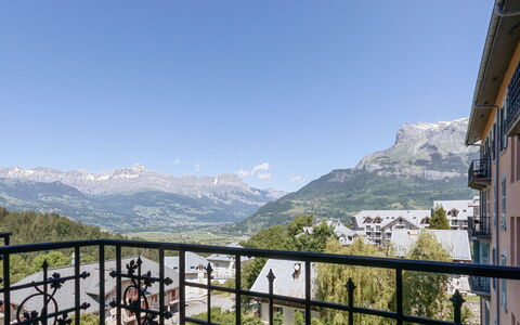 La Résidence: Mountainous Landforms, Mountain, Property, Sky, Mountain Range, Alps, Vacation, Tree, House, Real Estate