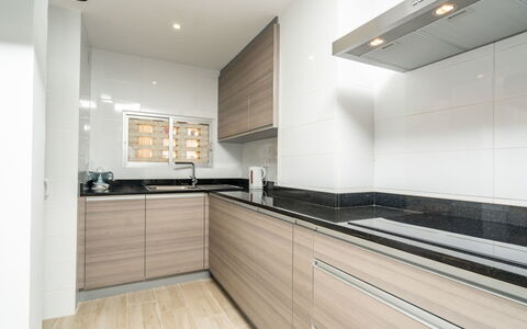 Jávea 179: Cabinetry, Countertop, Building, Property, Furniture, Kitchen Stove, Kitchen, Tap, Wood, Kitchen Appliance