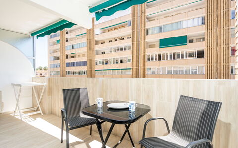 Jávea 179: Furniture, Property, Table, Chair, Wood, Building, Shelf, Interior Design, Shelving, Flooring