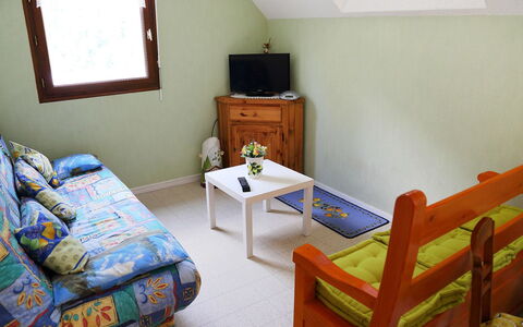 Les Marmottes: Room, Furniture, Property, Bedroom, Bed, Bed Sheet, Floor, Interior Design, House, Real Estate