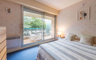 Accommodation:&nbsp;Eugénie 306.4