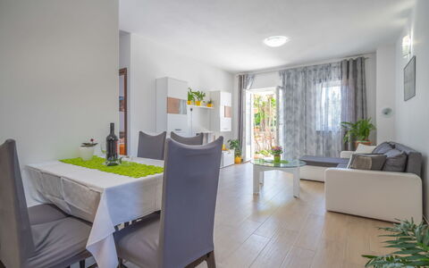 Crikvenica Jadranovo 166: Plant, Furniture, Table, Building, Chair, Houseplant, Flowerpot, Window, Architecture