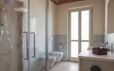 Bricco delle Rondini: Property, Building, Sink, Tap, Plumbing Fixture, Bathroom, Wood, Interior Design, Floor