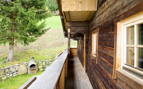 Alm Chalet: Plant, Window, Building, Wood, Tree, House, Cottage, Siding, Railway, Grass