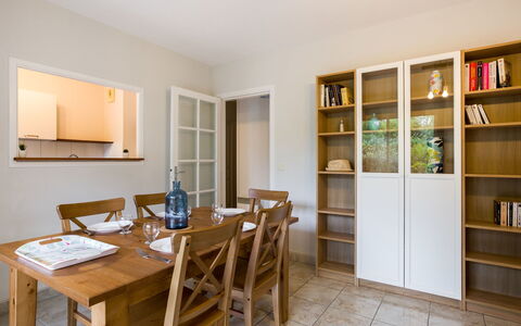 Tassigny: Furniture, Table, Building, Bookcase, Picture Frame, Shelf, Wood, Chair, Interior Design, Shelving