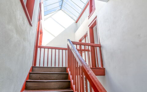 Casa Itzuli: Building, Stairs, Wood, House, Paint, Interior Design, Window, Line, Flooring