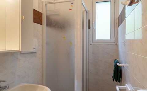 Ludovica: Property, Plumbing Fixture, Bathroom, Window, Shower, Tap, Interior Design, Building, House