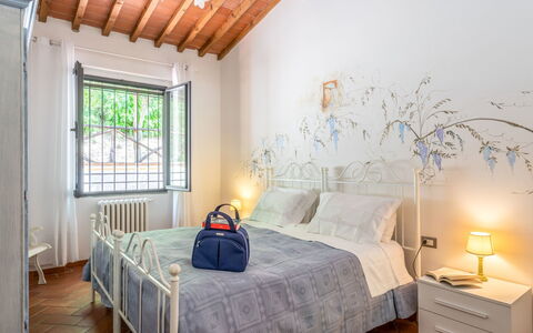 Villa Lavinia: Bedroom, Bed, Furniture, Room, Property, Interior Design, Bed Frame, Floor, Bed Sheet, Wall