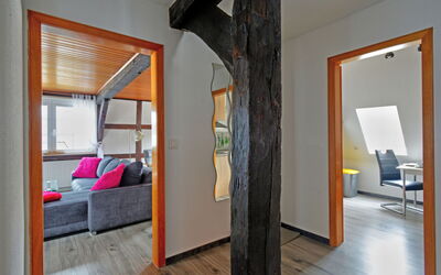 Accommodation:&nbsp;Born 3 110.3