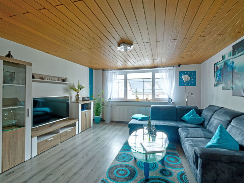 Accommodation:&nbsp;Born 2 110.2