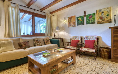 Florencia: Furniture, Couch, Property, Table, Wood, Picture Frame, Interior Design, Building, Window, Living Room