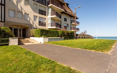 Accommodation:&nbsp;Horizon Marin 310.9