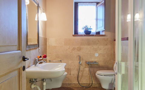 La Salciaia: Room, Bathroom, Property, Building, Floor, Ceiling, House, Interior Design, Architecture, Daylighting