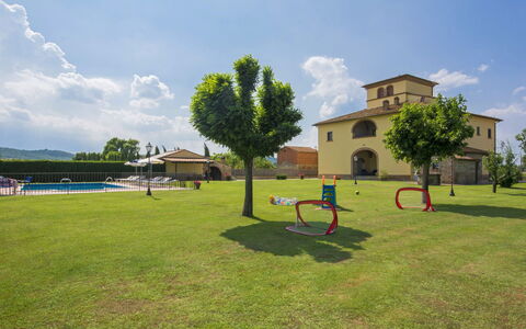 La Salciaia: Property, Sky, Land Lot, Grass, Real Estate, House, Lawn, Estate, Playground, Architecture