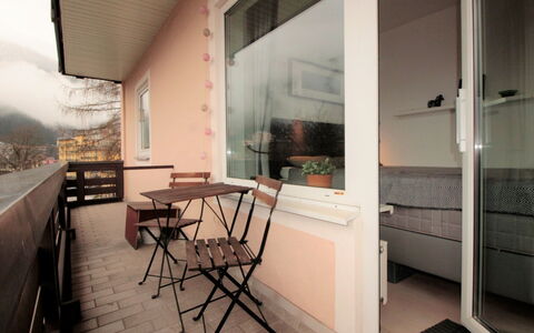 Accommodation:&nbsp;The Bubble 125.6