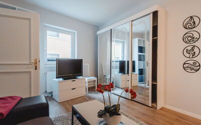 Accommodation:&nbsp;Susis 125.8