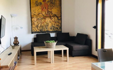 Bellevue: Room, Interior Design, Property, Furniture, Floor, Building, Living Room, Wall, House, Wood Flooring