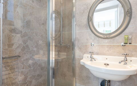 L'Abeille D'Or: Brown, Mirror, Tap, Sink, Plumbing Fixture, Building, Bathroom Sink, Bathroom